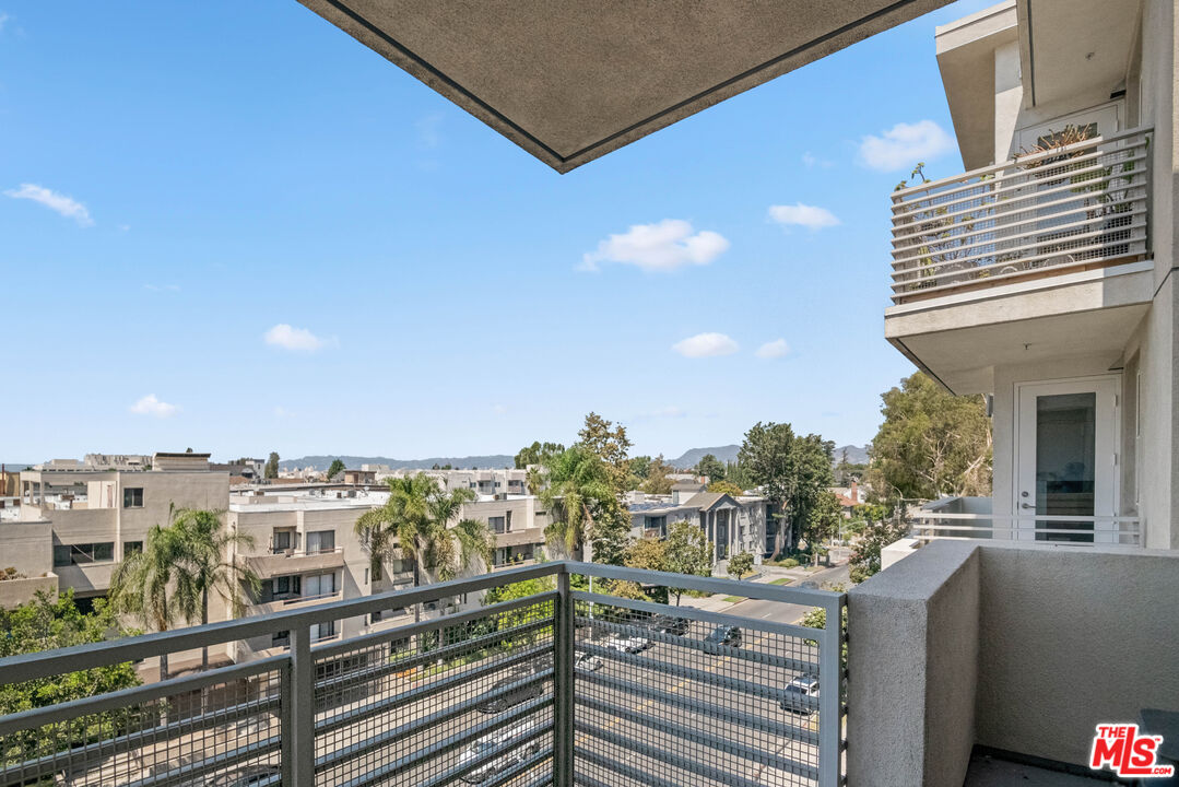 436 S Virgil Ave Unit: 501