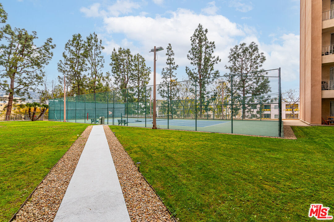 100 S Doheny Dr Unit: 503