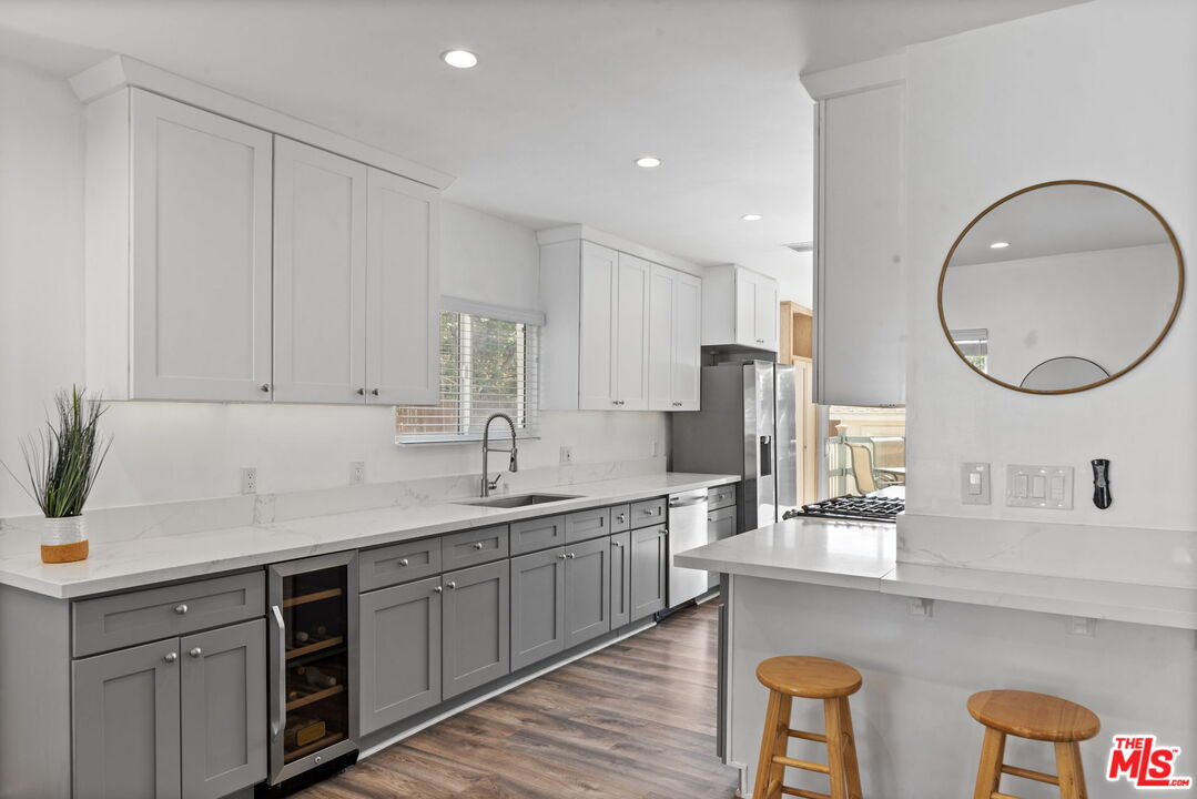 914 Alpha St