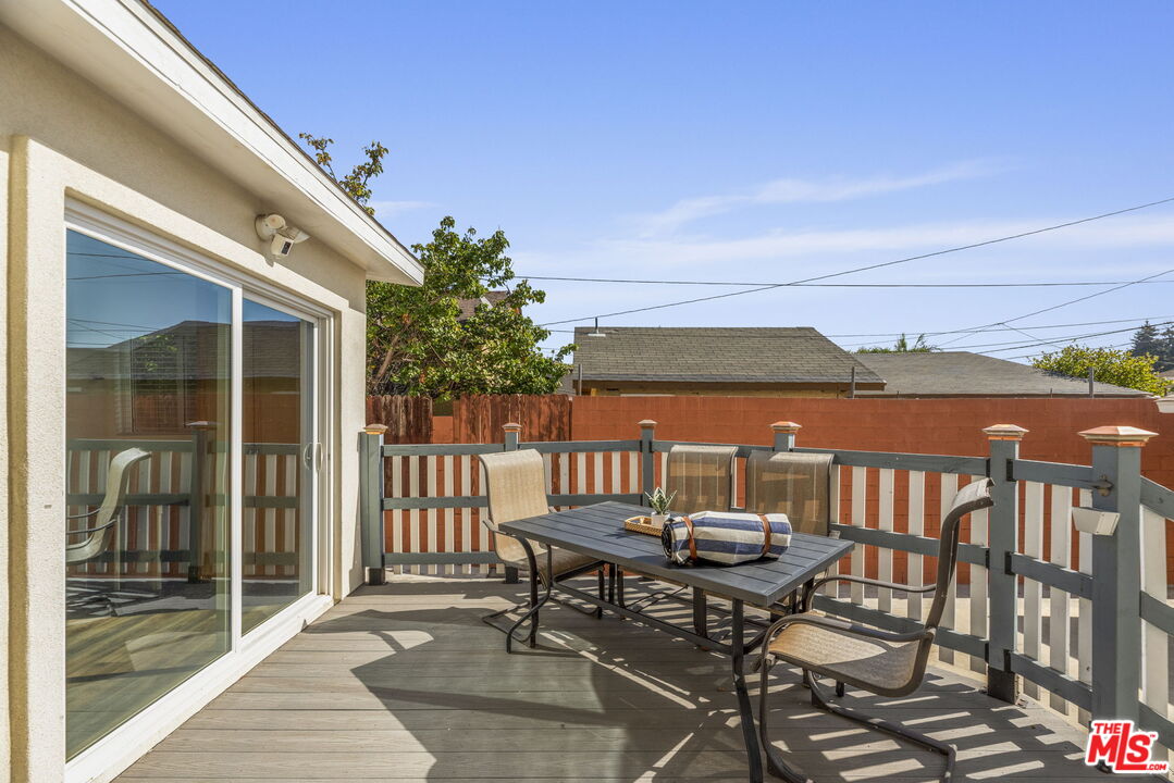 914 Alpha St