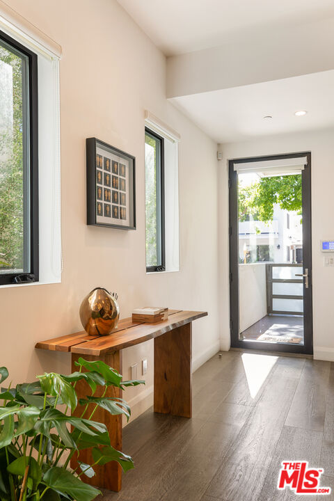 732 Huntley Dr Unit: A