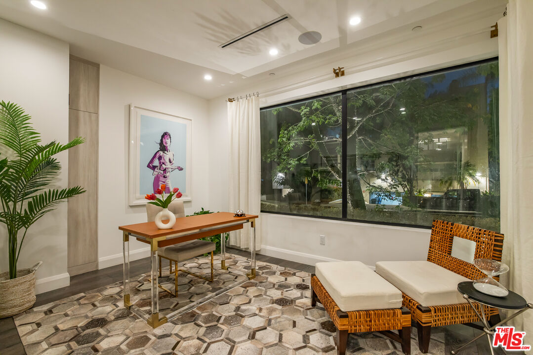 732 Huntley Dr Unit: A