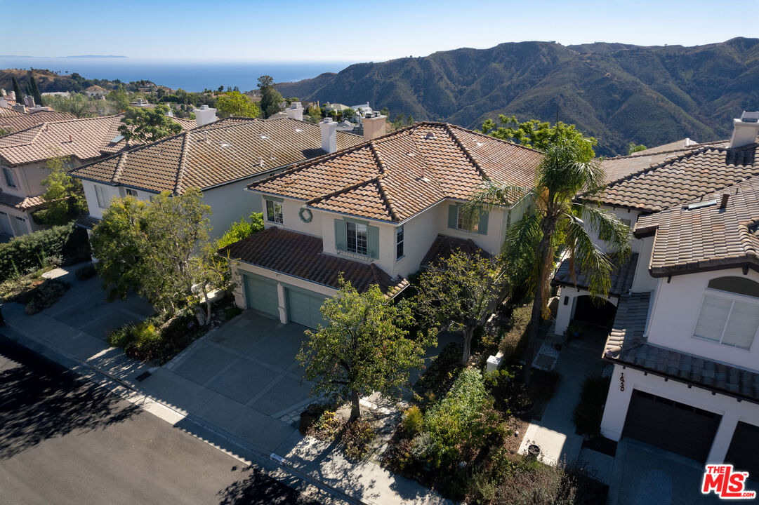 16724 Calle Arbolada