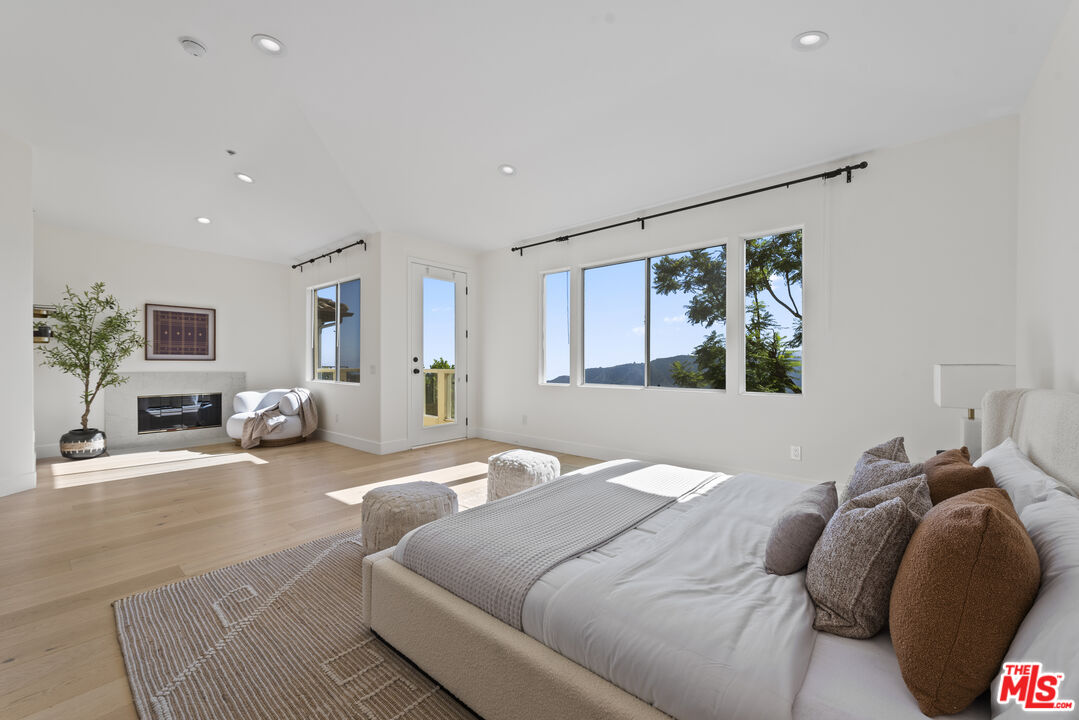 16724 Calle Arbolada