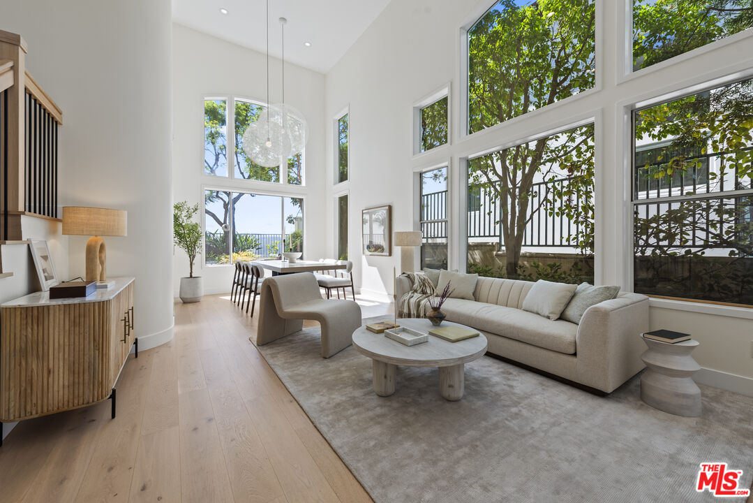 16724 Calle Arbolada