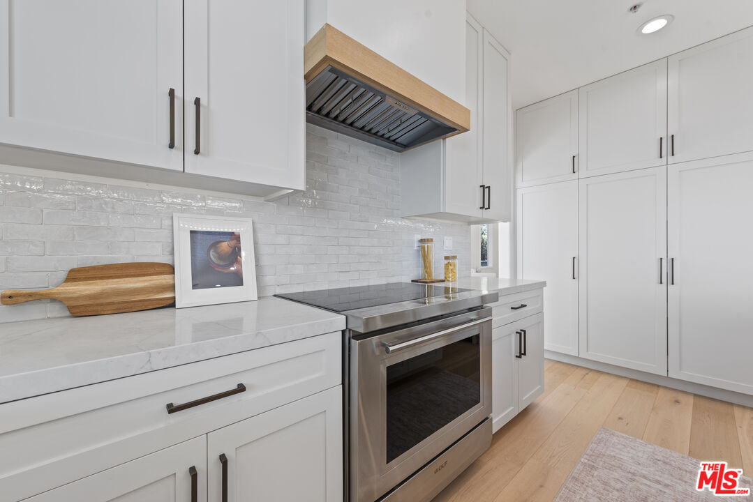 16724 Calle Arbolada