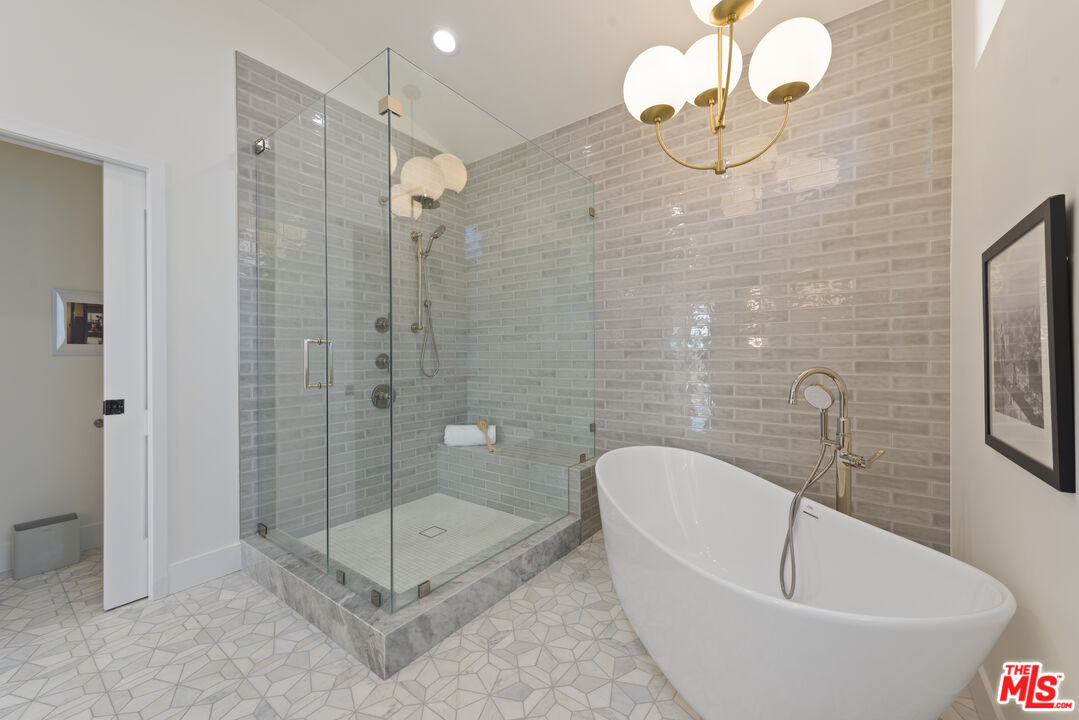 16724 Calle Arbolada