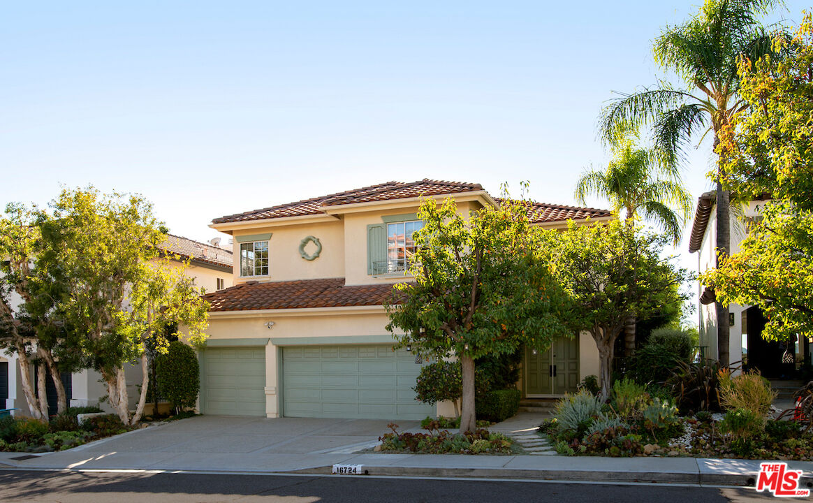 16724 Calle Arbolada