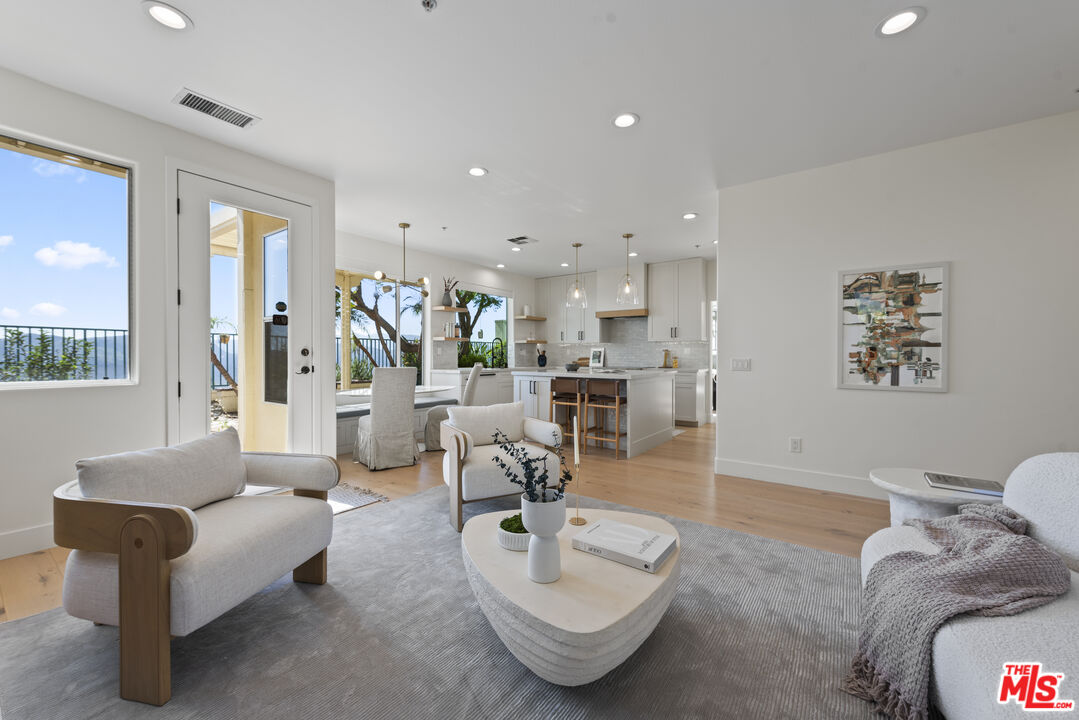 16724 Calle Arbolada