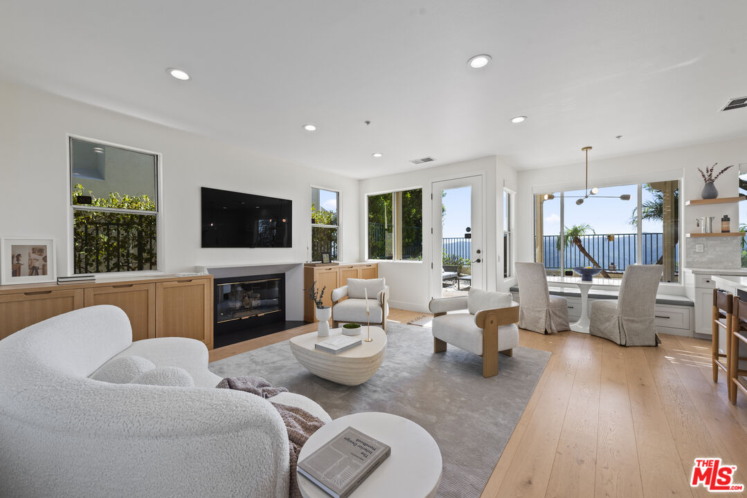 16724 Calle Arbolada