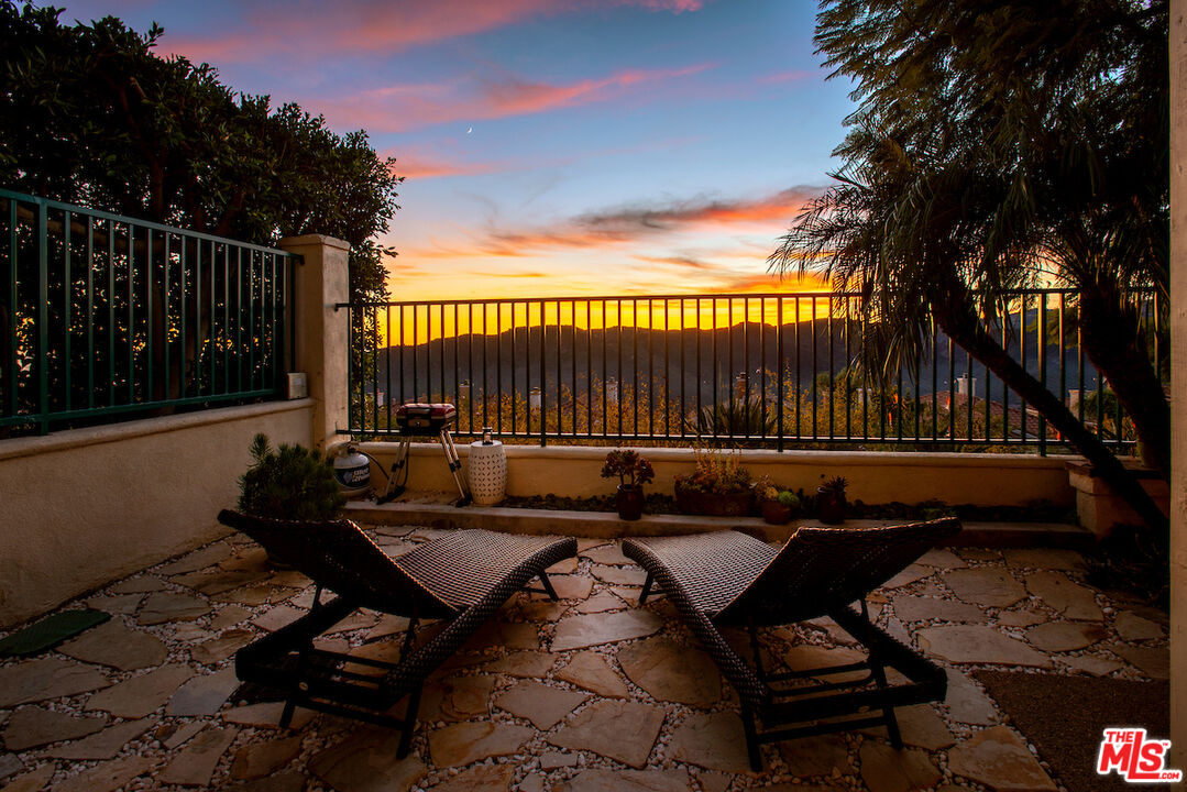 16724 Calle Arbolada