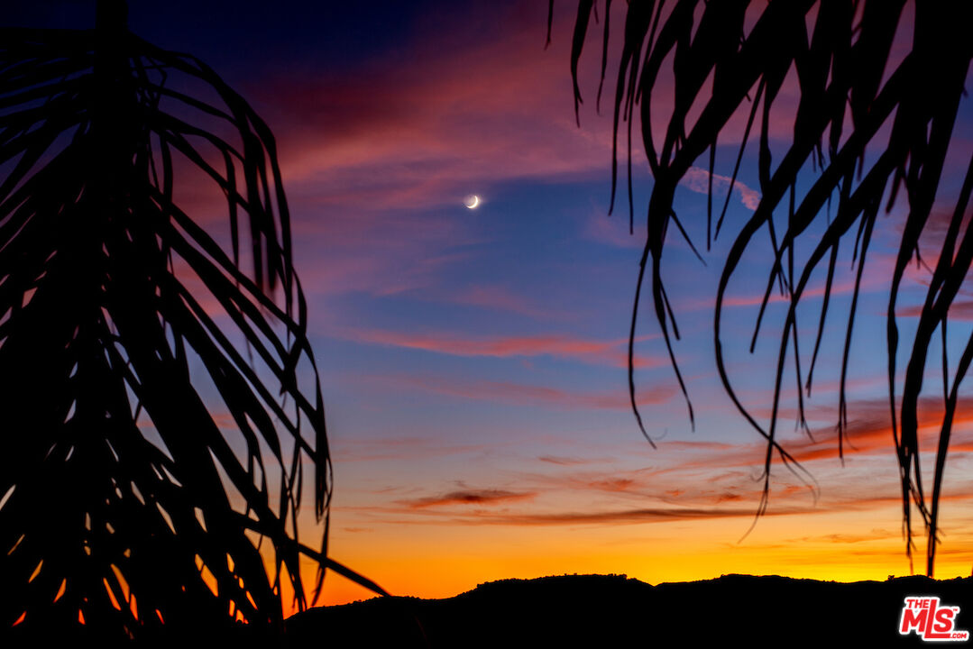 16724 Calle Arbolada