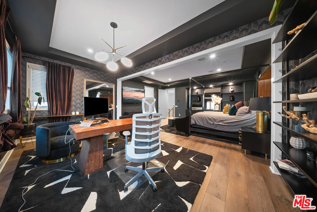 20643 W Wood Rose Ct