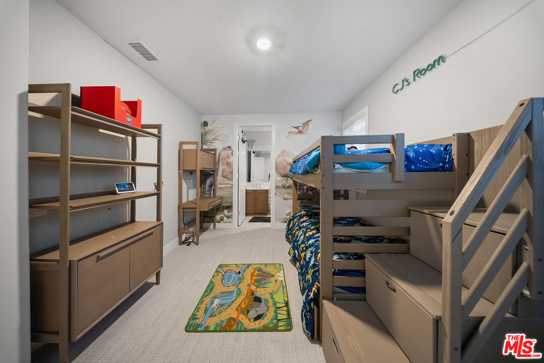 20643 W Wood Rose Ct