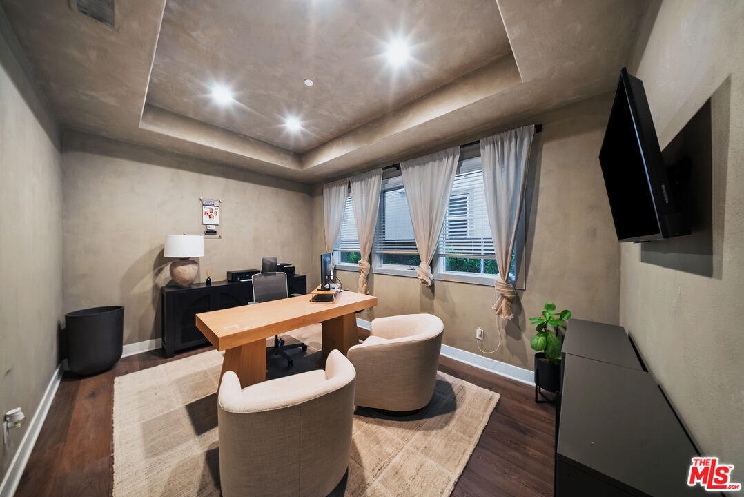 20643 W Wood Rose Ct