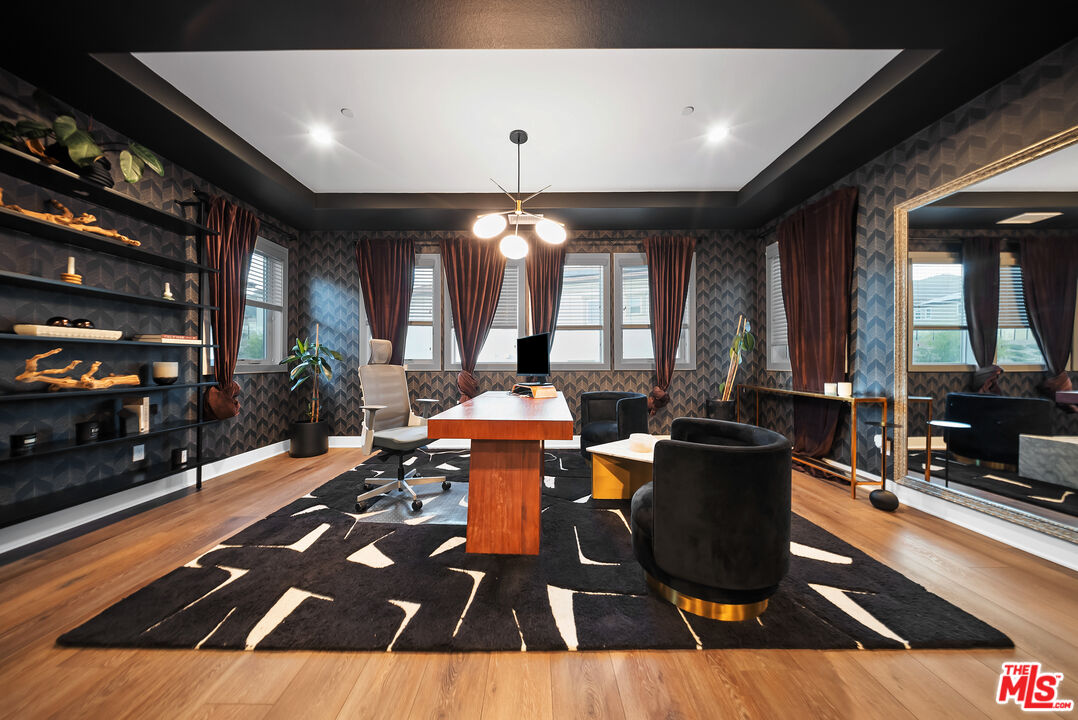 20643 W Wood Rose Ct