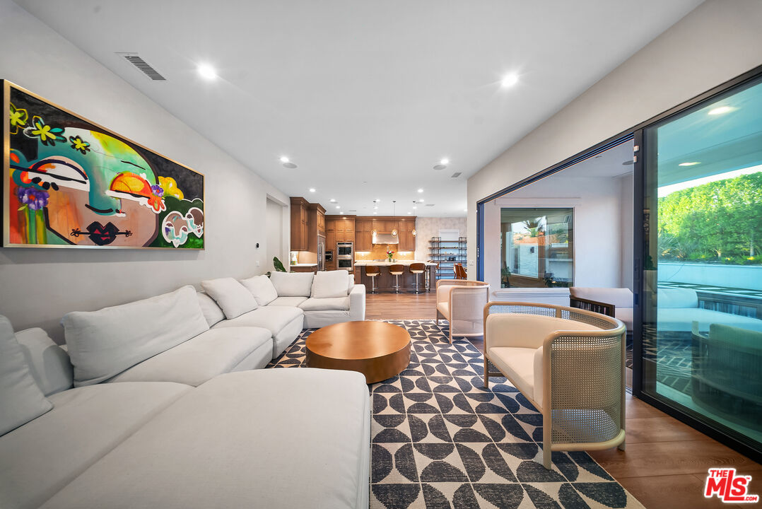 20643 W Wood Rose Ct