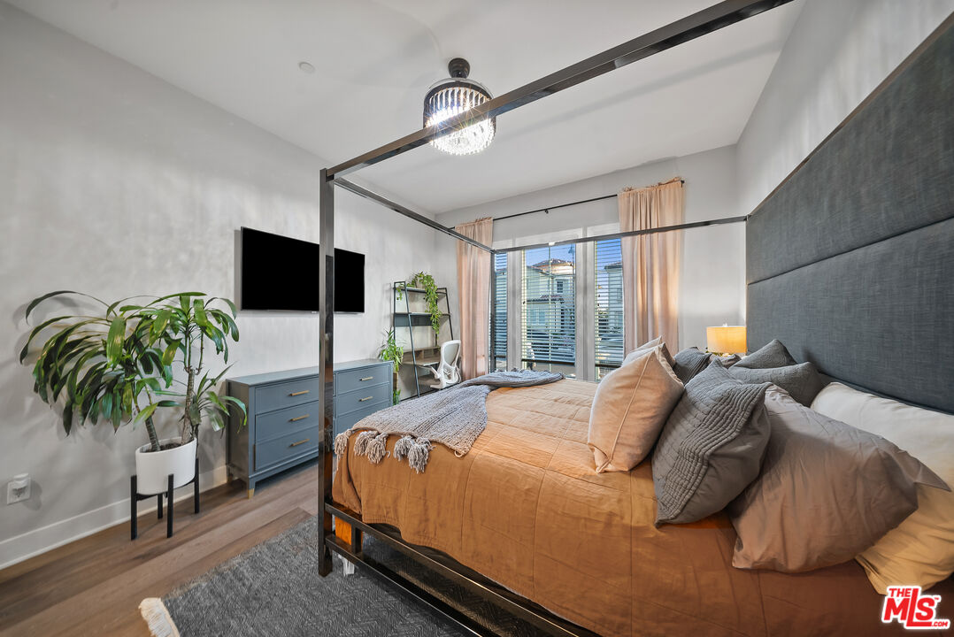 20643 W Wood Rose Ct