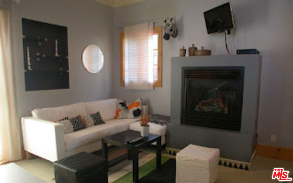 100 N Arden Boulevard