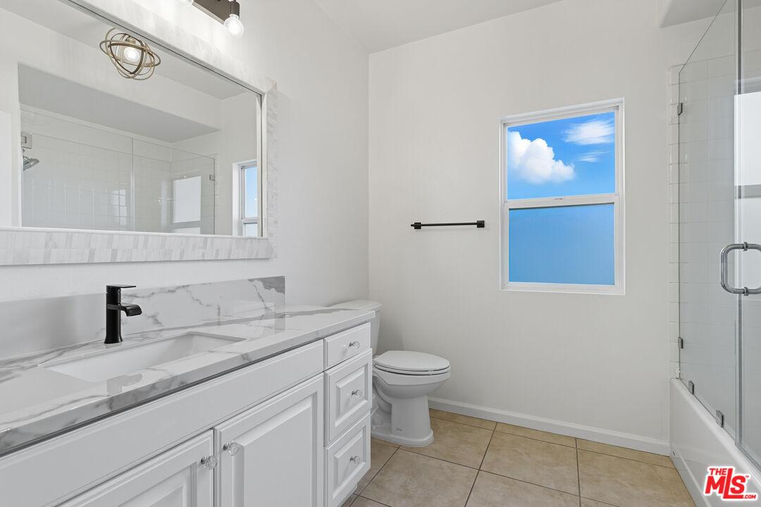 3401 S Bentley Ave Unit: 306