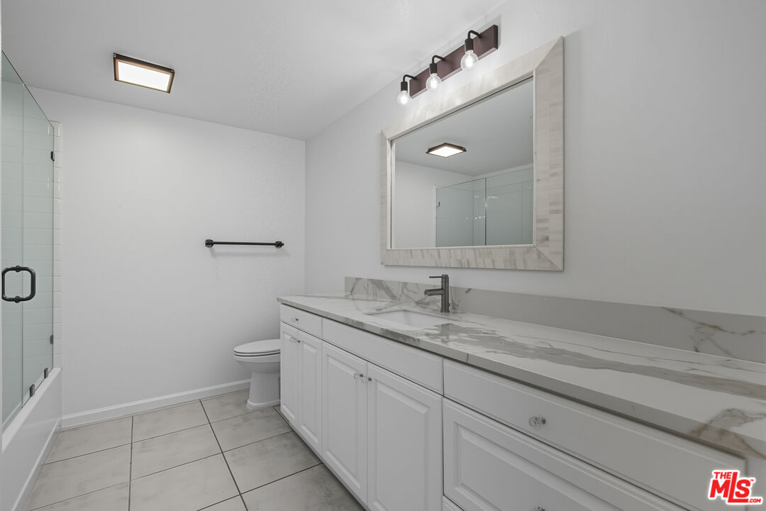 3401 S Bentley Ave Unit: 306