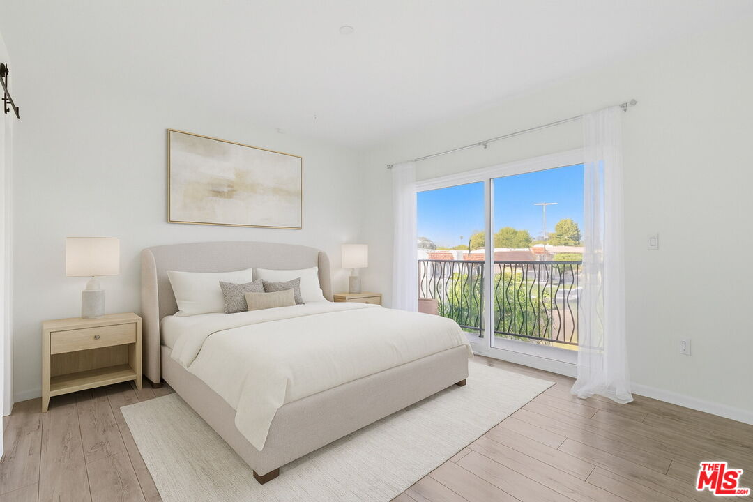 3401 S Bentley Ave Unit: 306