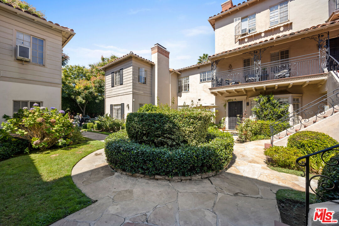 148 S Camden Dr Unit: F