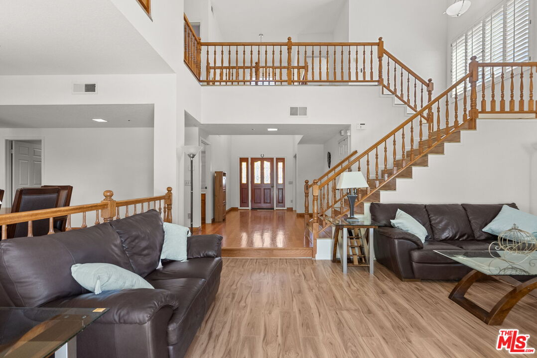17672 Bryan Pl