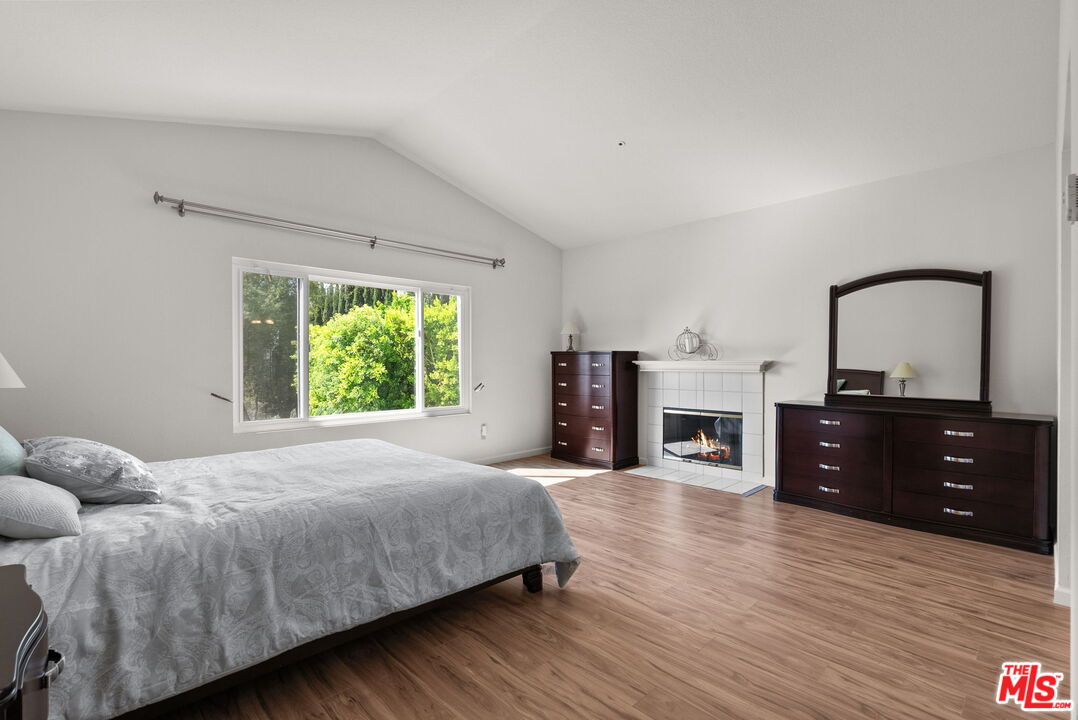 17672 Bryan Pl