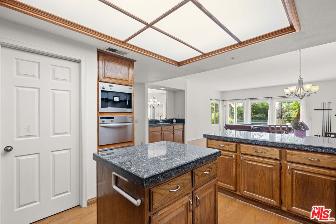 17672 Bryan Pl