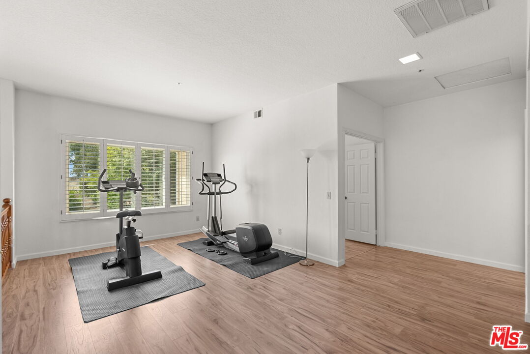 17672 Bryan Pl