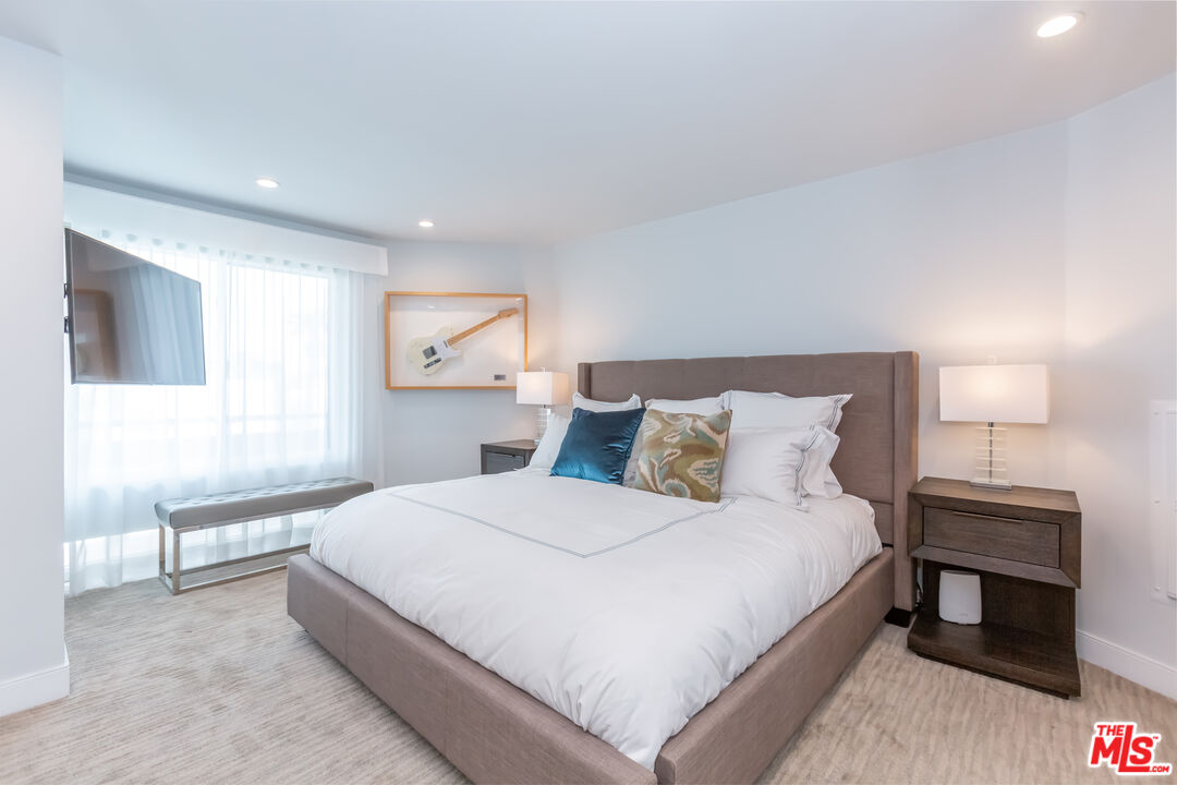 18 Union Jack St Unit: 302