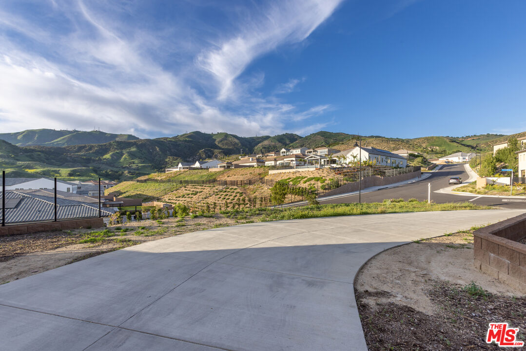 20668 W Hummingbird Ct