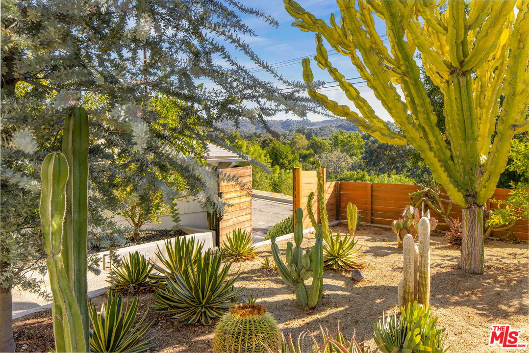 5108 Escobedo Dr