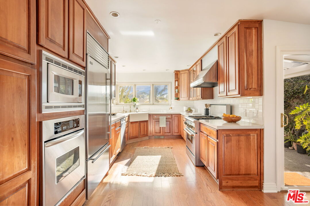 5108 Escobedo Dr