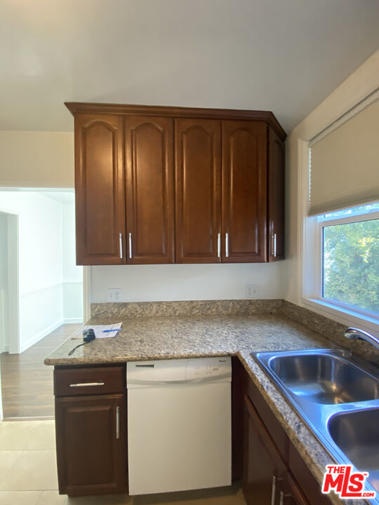 1440 S Sherbourne Dr Unit: 1442-2