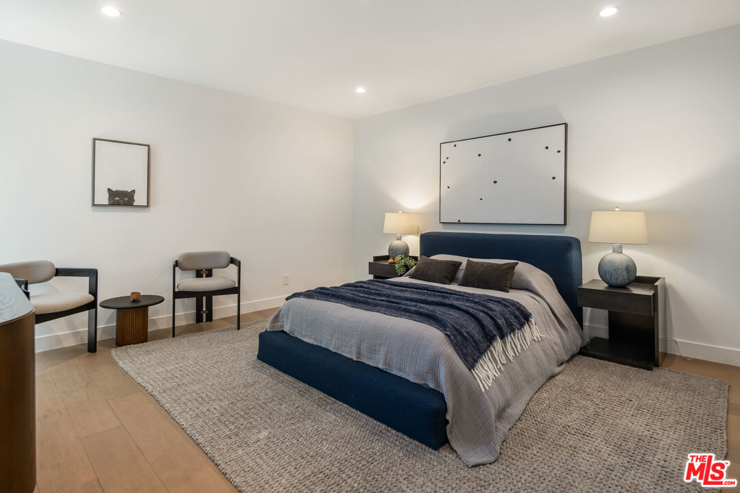 3564 Multiview Dr