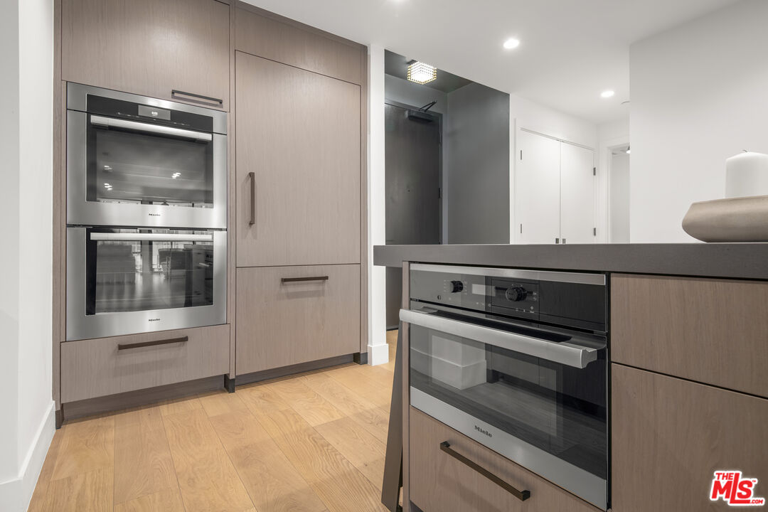 10777 Wilshire Blvd Unit: 504