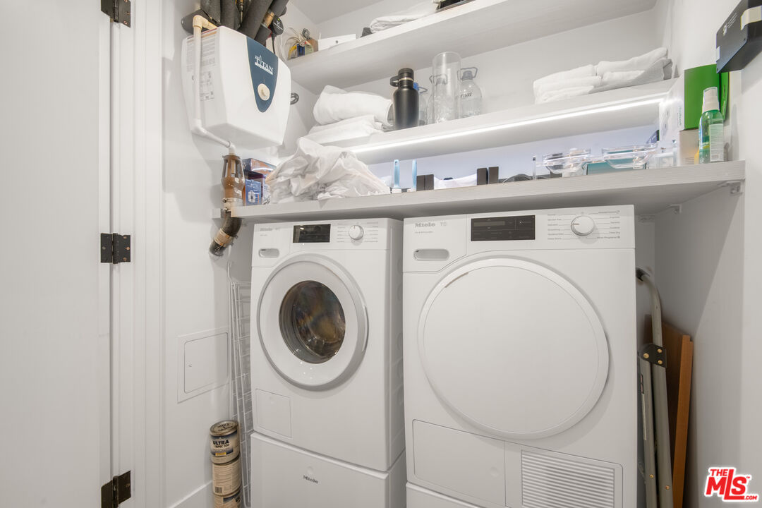 10777 Wilshire Blvd Unit: 504