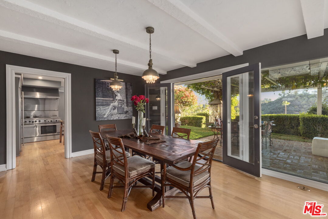 8414 Edwin Dr