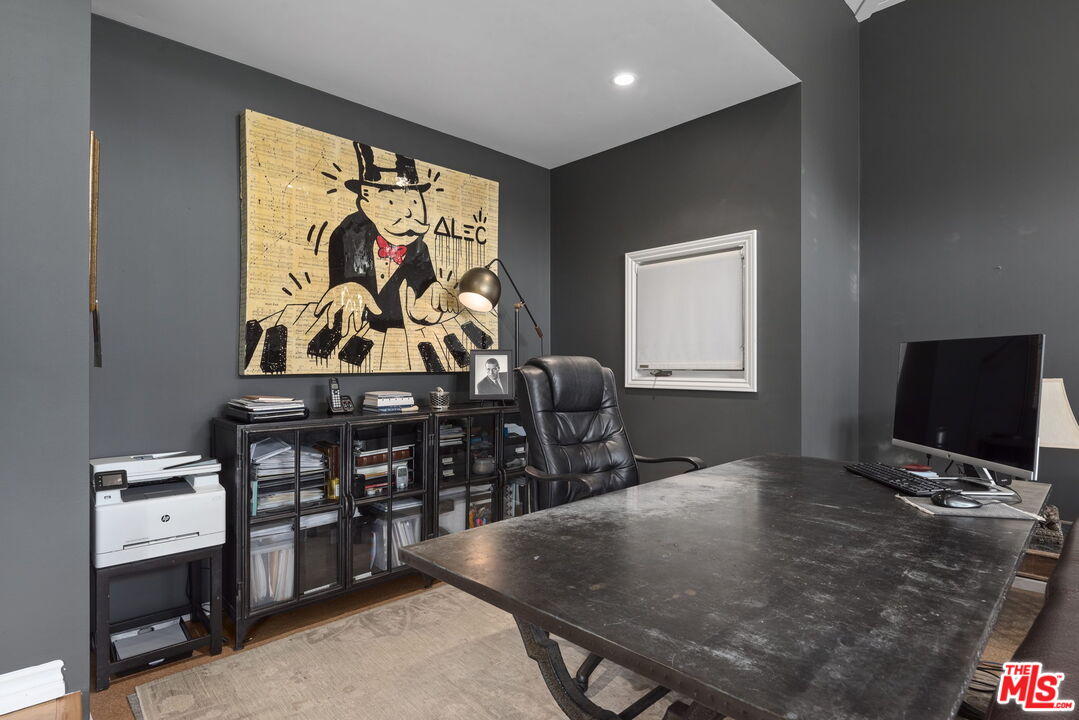 8414 Edwin Dr