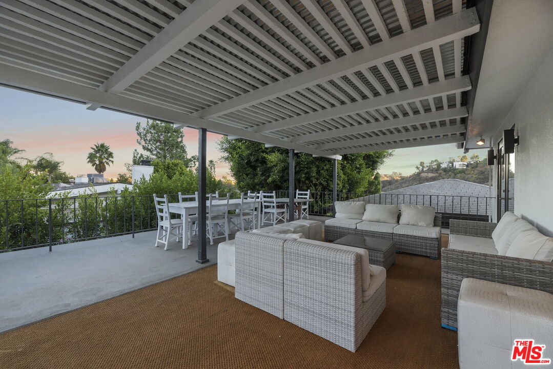 8414 Edwin Dr