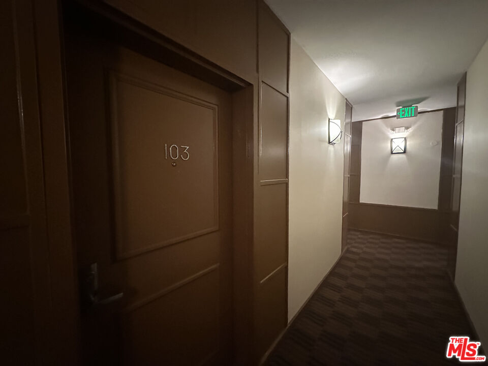 8614 Burton Way Unit: 103