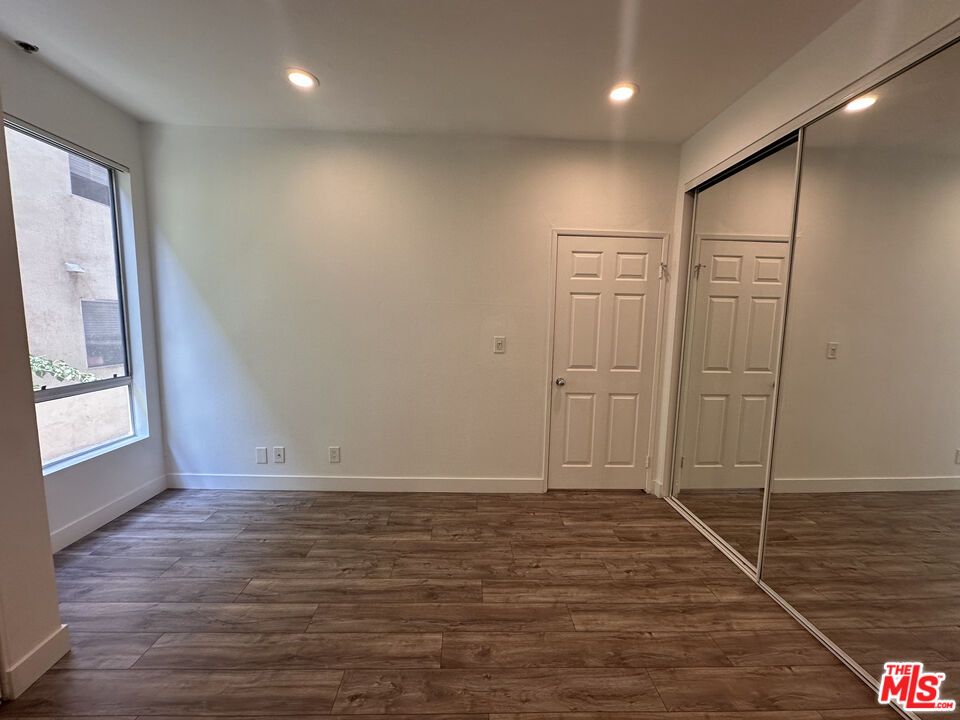 8614 Burton Way Unit: 103