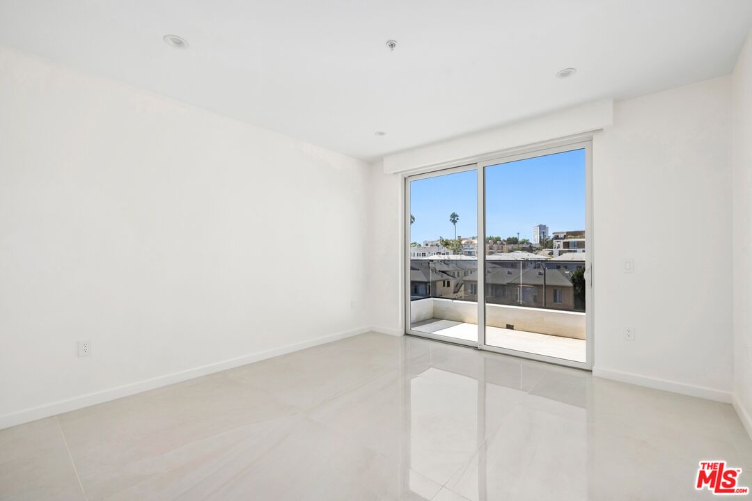 1414 S Beverly Dr Unit: 402