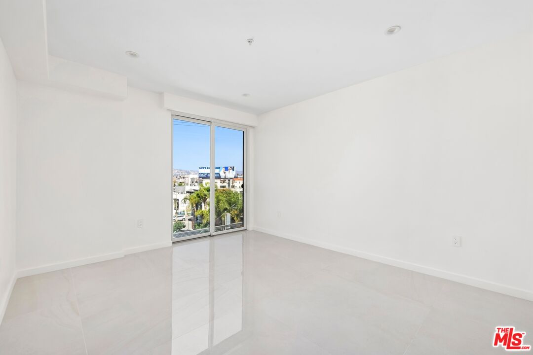 1414 S Beverly Dr Unit: 402