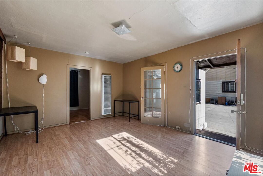 741 N Harvard Blvd