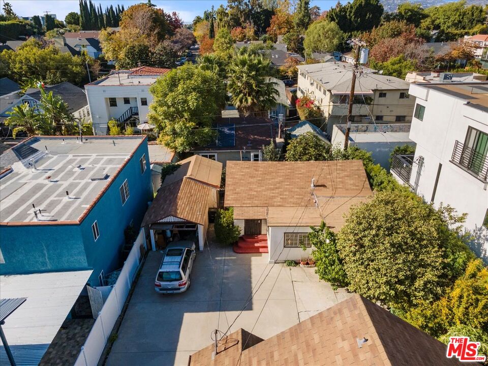 741 N Harvard Blvd