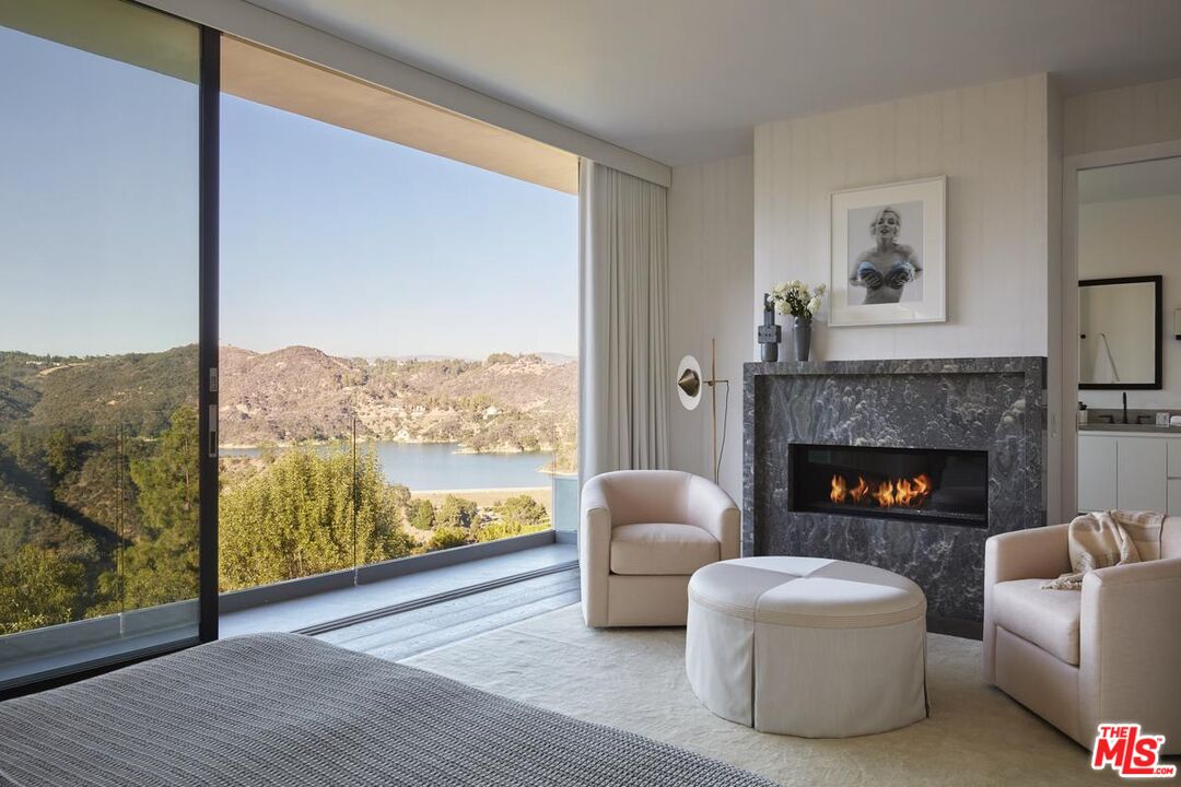 1769 Stone Canyon Rd