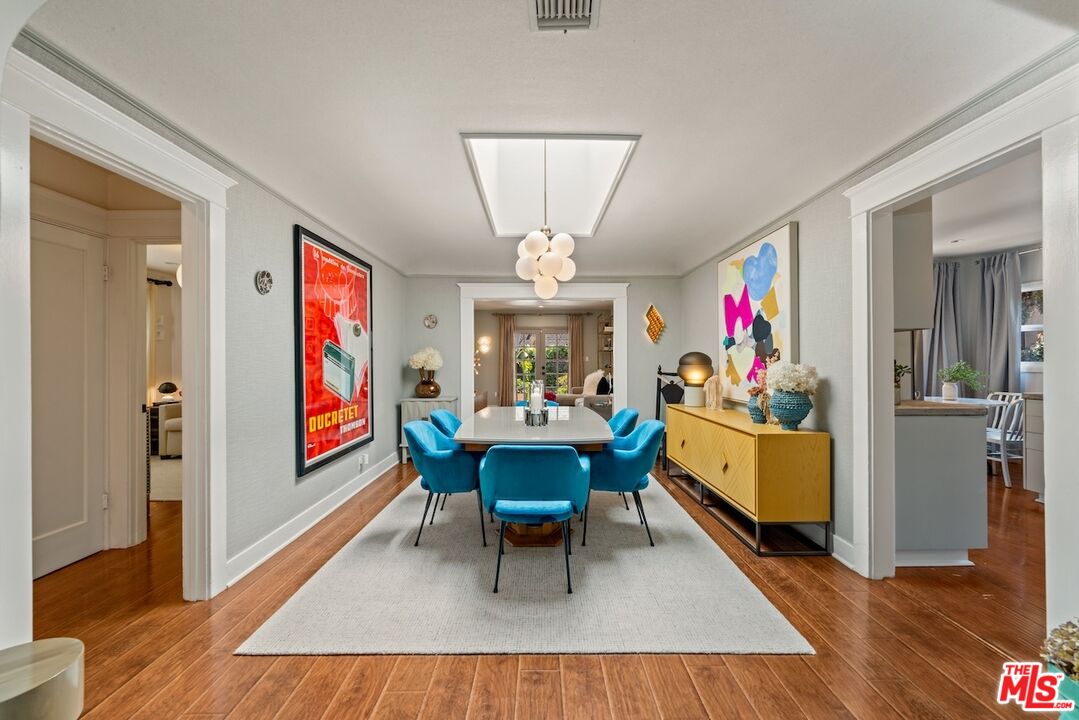 626 N Cahuenga Blvd